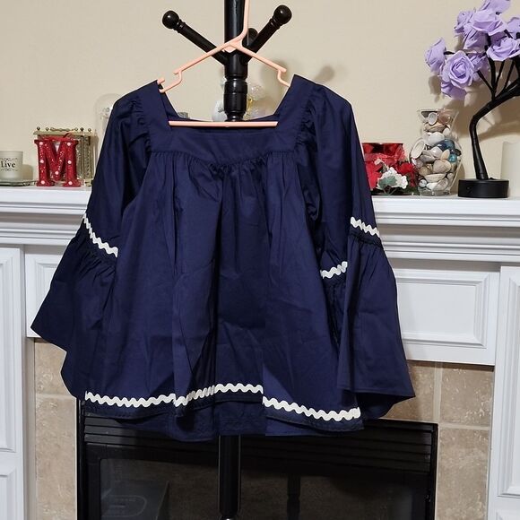 Vineyard Vines Blouse - Picture 1 of 4